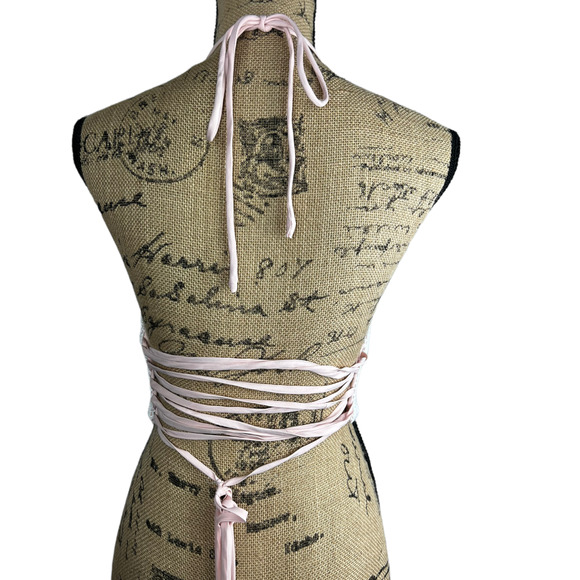 NWT Fame and Partners Lace Up Halter Crop Top Size 10 - Picture 2 of 6